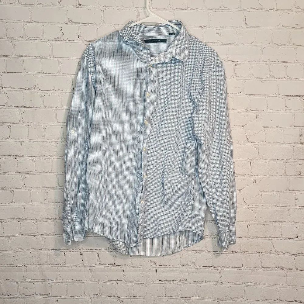 Men's Perry Ellis longsleeve button up shirt, size large